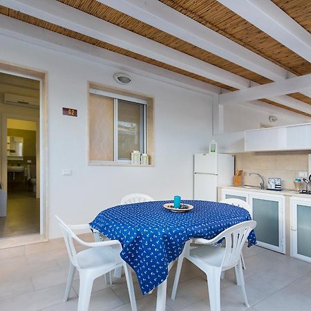 Angelsa Casa Vacanze Marina di Modica Ruang foto