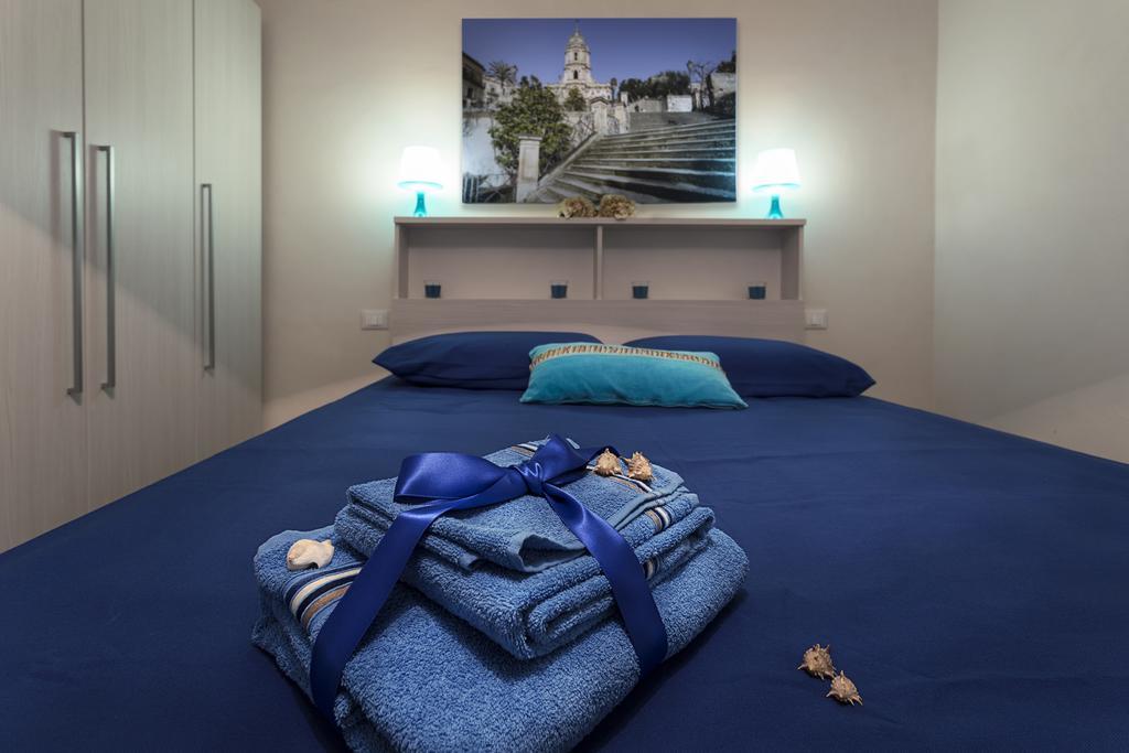 Angelsa Casa Vacanze Marina di Modica Ruang foto