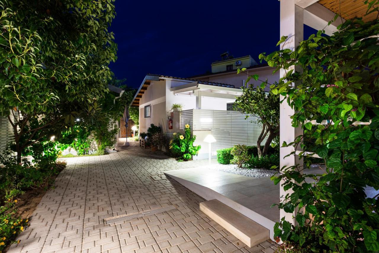 Angelsa Casa Vacanze Marina di Modica Bagian luar foto