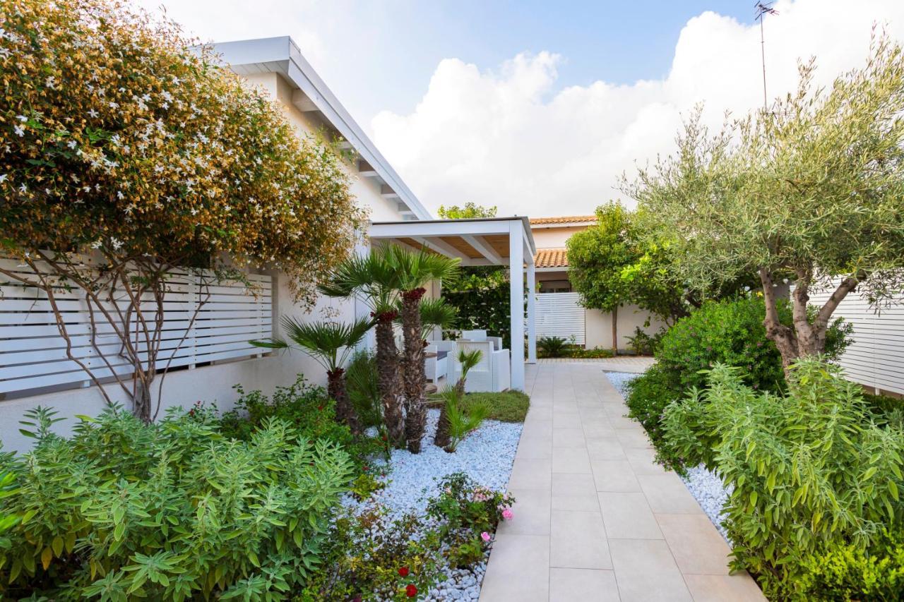 Angelsa Casa Vacanze Marina di Modica Bagian luar foto