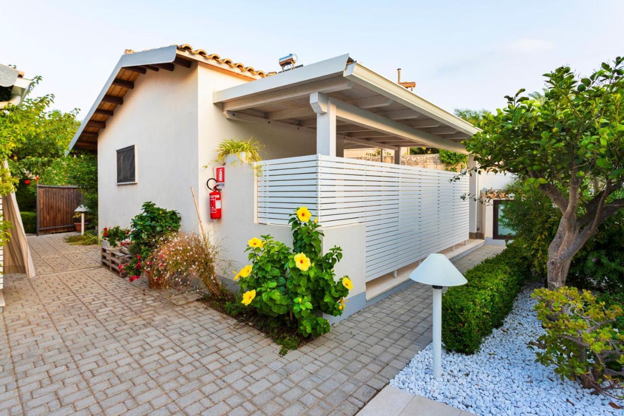 Angelsa Casa Vacanze Marina di Modica Bagian luar foto